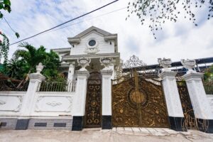 Gallery image